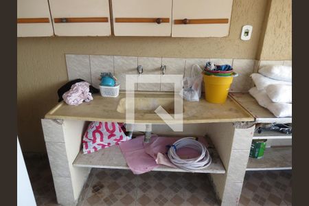 Casa à venda com 216m², 6 quartos e 2 vagasLavanderia