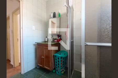 Casa à venda com 216m², 6 quartos e 2 vagas Casa à venda com 216m², 6 quartos e 2 vagasBanheiro Social