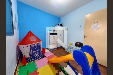 Casa à venda com 216m², 6 quartos e 2 vagas Casa à venda com 216m², 6 quartos e 2 vagasQuarto 2