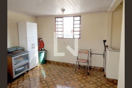 Casa à venda com 216m², 6 quartos e 2 vagasÁrea de Serviço