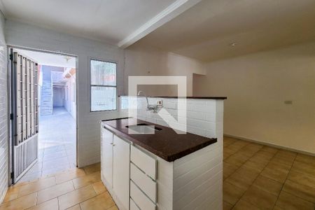 Casa à venda com 140m², 3 quartos e 2 vagas Casa à venda com 140m², 3 quartos e 2 vagasCozinha