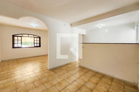 Casa à venda com 140m², 3 quartos e 2 vagas Casa à venda com 140m², 3 quartos e 2 vagasCozinha