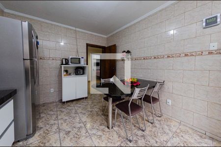 Casa para alugar com 110m², 3 quartos e 4 vagasCozinha