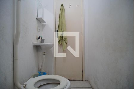 Casa à venda com 160m², 6 quartos e sem vagaBanheiro 1