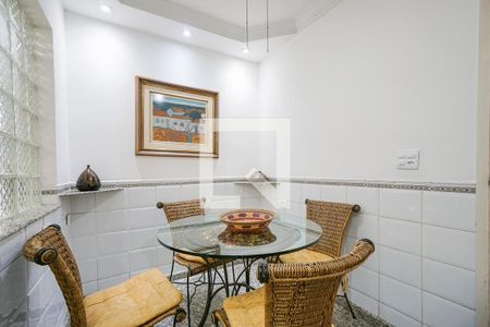 Apartamento à venda com 158m², 3 quartos e 3 vagasCopa