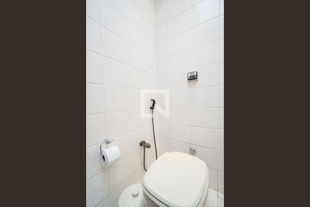 Apartamento à venda com 158m², 3 quartos e 3 vagasBanheiro da suíte 01