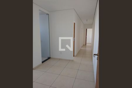 Apartamento para alugar com 65m², 2 quartos e sem vaga Apartamento para alugar com 65m², 2 quartos e sem vagaCorredor