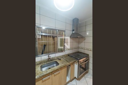 Casa para alugar com 100m², 3 quartos e 1 vagaCozinha