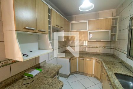 Casa para alugar com 100m², 3 quartos e 1 vagaCozinha