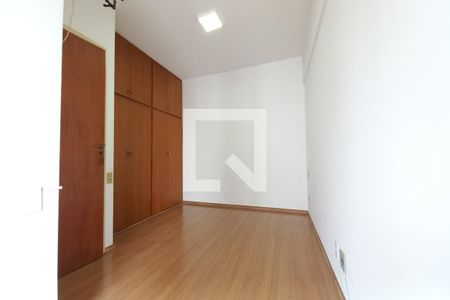 Quarto  de apartamento à venda com 1 quarto, 50m² em Centro, Campinas