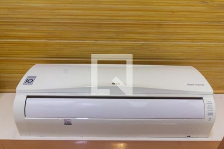 Casa à venda com 215m², 3 quartos e 3 vagas Casa à venda com 215m², 3 quartos e 3 vagasDetalhe Ar condicionado