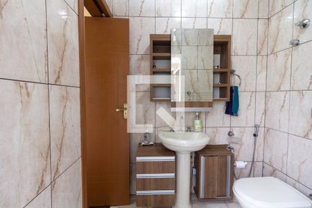 Casa à venda com 215m², 3 quartos e 3 vagas Casa à venda com 215m², 3 quartos e 3 vagasBanheiro Social