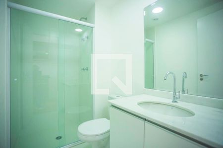 Banheiro de kitnet/studio para alugar com 1 quarto, 26m² em Mirandópolis, São Paulo