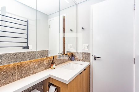 Banheiro da Suíte de apartamento para alugar com 2 quartos, 56m² em Cambuci, São Paulo