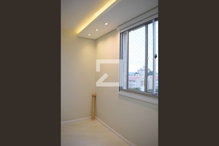 Quarto 2 de apartamento para alugar com 2 quartos, 46m² em Portão, Curitiba