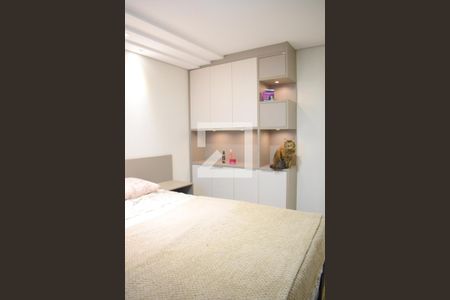 Quarto 1 de apartamento para alugar com 2 quartos, 46m² em Portão, Curitiba