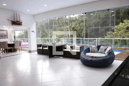 Sala de Estar de casa à venda com 3 quartos, 800m² em Jardim Peri, São Paulo