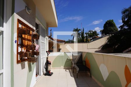 Casa à venda com 278m², 3 quartos e 3 vagasVaranda