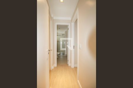 Corredor de apartamento à venda com 2 quartos, 98m² em Jardim Brasil, Campinas