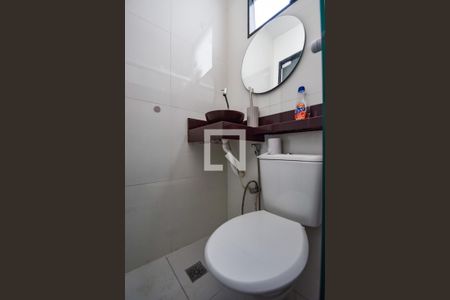 Banheiro de apartamento à venda com 1 quarto, 42m² em Piedade, Rio de Janeiro