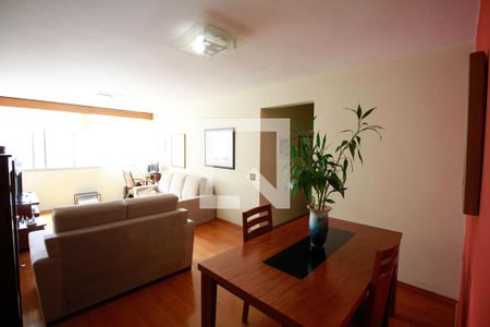 Apartamento à venda com 110m², 3 quartos e 1 vagaSala de Jantar