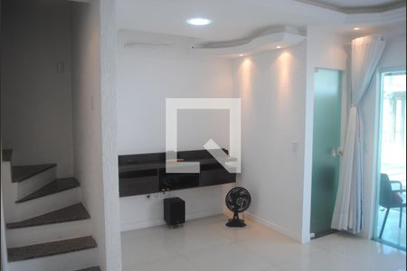 Sala  de casa de condomínio para alugar com 2 quartos, 179m² em Stella Maris, Salvador