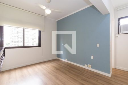Suíte de apartamento para alugar com 3 quartos, 137m² em Vila Nova Conceição, São Paulo