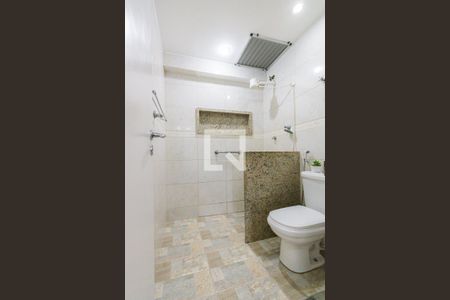 Apartamento para alugar com 100m², 2 quartos e 1 vaga Apartamento para alugar com 100m², 2 quartos e 1 vagaBanheiro Social