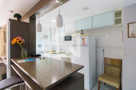 Apartamento para alugar com 100m², 2 quartos e 1 vaga Apartamento para alugar com 100m², 2 quartos e 1 vagaCozinha