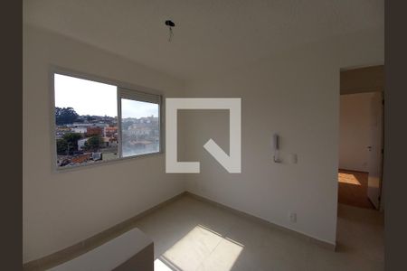 Sala de apartamento para alugar com 2 quartos, 33m² em Jardim Itacolomi, São Paulo