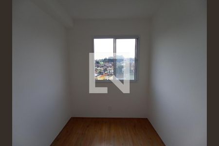Quarto 1 de apartamento para alugar com 2 quartos, 33m² em Jardim Itacolomi, São Paulo