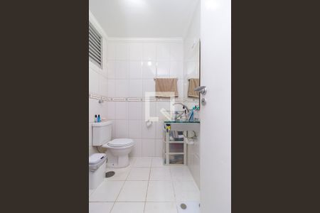 Apartamento à venda com 220m², 3 quartos e 1 vagaSuíte 2 - Banheiro