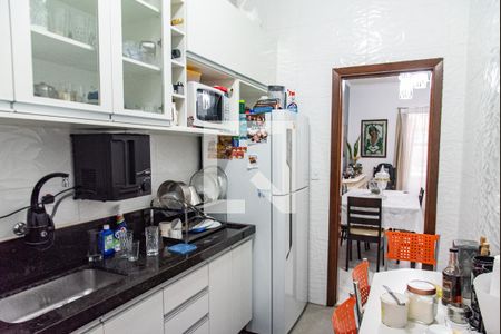 Apartamento à venda com 69m², 2 quartos e sem vaga Apartamento à venda com 69m², 2 quartos e sem vagaCozinha