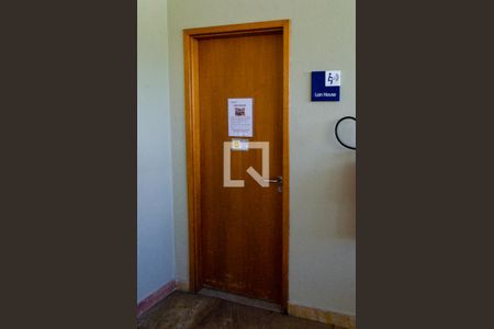 Apartamento para alugar com 113m², 5 quartos e 2 vagas Apartamento para alugar com 113m², 5 quartos e 2 vagasÁrea Comum - Lan House