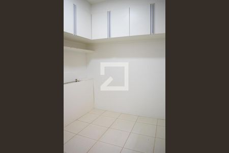 Quarto 1 de casa para alugar com 2 quartos, 40m² em Ganchinho, Curitiba
