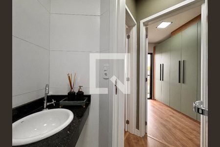 Apartamento à venda com 86m², 2 quartos e 1 vaga Apartamento à venda com 86m², 2 quartos e 1 vagaBanheiro