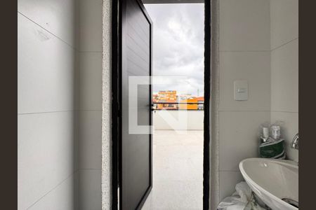 Apartamento à venda com 86m², 2 quartos e 1 vaga Apartamento à venda com 86m², 2 quartos e 1 vagaBanheiro de Serviço