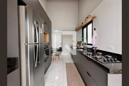 Apartamento à venda com 86m², 2 quartos e 1 vaga Apartamento à venda com 86m², 2 quartos e 1 vagaCozinha