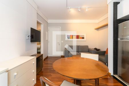 Sala de apartamento à venda com 1 quarto, 42m² em Vila Olímpia, São Paulo