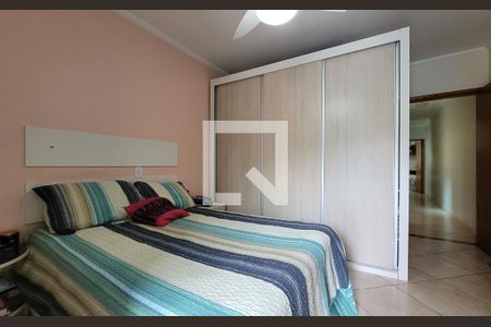 Casa à venda com 110m², 3 quartos e 2 vagasSuíte