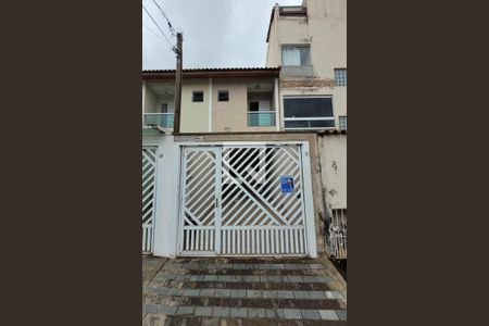 Casa à venda com 110m², 3 quartos e 2 vagasFachada