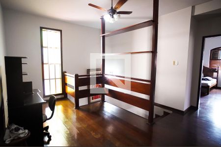 Sala 2 de casa para alugar com 5 quartos, 399m² em Santa Rosa, Belo Horizonte