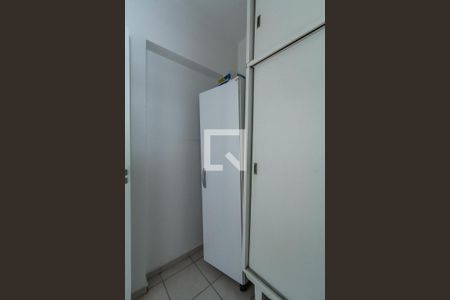 Apartamento à venda com 103m², 2 quartos e 1 vaga Apartamento à venda com 103m², 2 quartos e 1 vagaQuarto de Serviço
