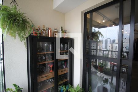 Varanda de apartamento à venda com 2 quartos, 180m² em Jardim Umuarama, São Paulo