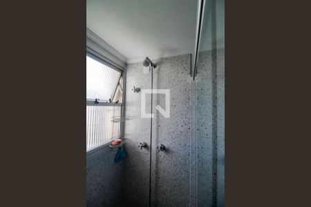 Apartamento à venda com 220m², 3 quartos e 2 vagas Apartamento à venda com 220m², 3 quartos e 2 vagasBanheiro Corredor