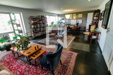 Sala de apartamento à venda com 3 quartos, 220m² em Jardim Ampliação, São Paulo