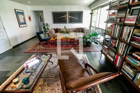 Sala de apartamento à venda com 3 quartos, 220m² em Jardim Ampliação, São Paulo