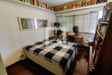 Apartamento à venda com 220m², 3 quartos e 2 vagas Apartamento à venda com 220m², 3 quartos e 2 vagasQuarto 2