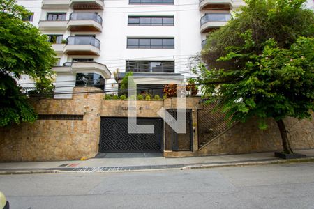 Apartamento à venda com 170m², 3 quartos e 2 vagasFachada