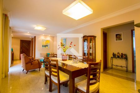 Sala de estar de apartamento à venda com 3 quartos, 170m² em Vila Bastos, Santo André